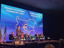 Румен Радев: Целта на присъединяването ни към еврозоната е българите да живеят по-добре