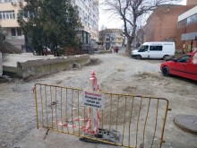 Важно пространство в центъра на Бургас се ремонтира