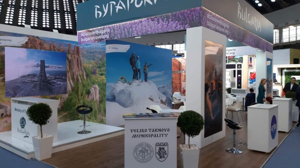Туристи от целия свят канят във Велико Търново чрез международни изложения
