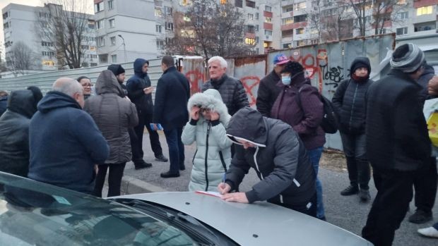 БСП - "Връбница" подкрепи протест на граждани срещу нов строеж в "Обеля"-1