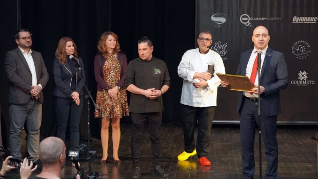 Министър Димитров откри Първия национален форум за модерна кухня в Стара Загора