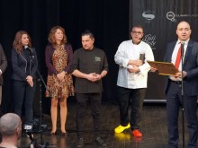Министър Димитров откри Първия национален форум за модерна кухня в Стара Загора