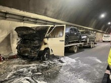 Тежка е ситуацията в тунел "Витиня" заради изгорелия автовоз