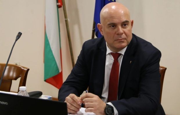 Главният прокурор на Република България Иван Гешев в изпълнение на