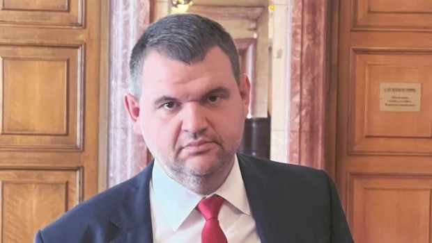Делян Пеевски отново е кандидат за народен представител от ДПС. Той ще