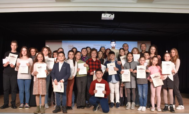 Лауреатите от XXII издание на Регионалния ученически конкурс за художествено слово Моята