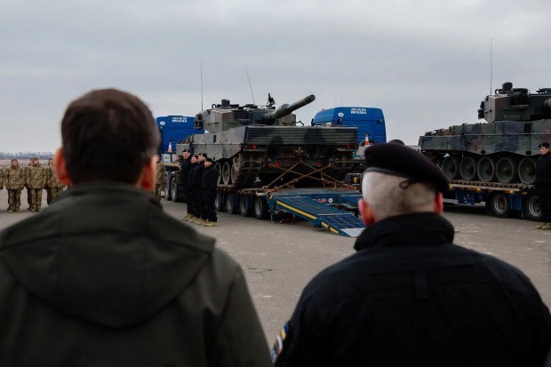 В Европа се оказаха неподготвени да доставят обещаните на Украйна танкове