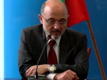 Министър Меджидиев: Избрахме местата за болници, изграждаме хеликоптерните площадки