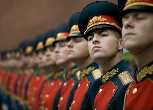 Обявени са конкурси за вакантни войнишки длъжности 