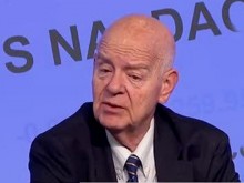 Боби Бобев: Европейският съюз не е окончателното решение на спора между Сърбия и Косово