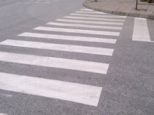 Възрастен мъж е бил блъснат на пешеходна пътека в Бургас