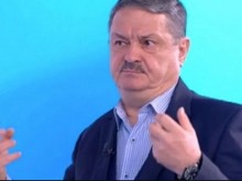 Проф. Рачев: Ще се облечеш, ще джапаш в локвите, не е толкова страшно