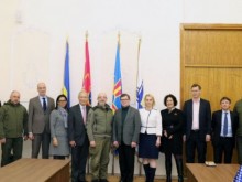 Министърът на отбраната на Украйна обсъди ситуацията на фронта с посланиците на Г-7 и ЕС