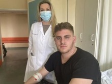 20-годишен студент спаси 10 души от горящия влак в Гърция