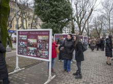 Изложба в сърцето на Стара Загора събра 60-годишната история на СУ "Максим Горки"
