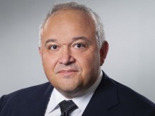 Министър Демерджиев ще награди пловдивчани, задържали крадец