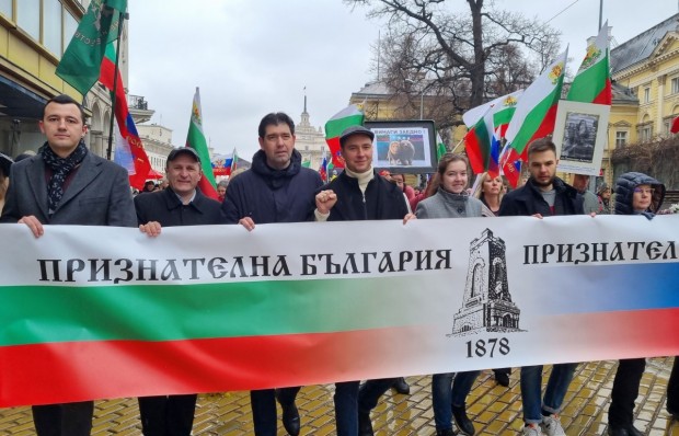 Иван Таков: Безумни са внушенията, че святата дата Трети март разделя българите