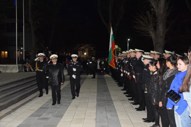 Военноморските сили участваха в различни мероприятия във Варненския и Бургаския гарнизони