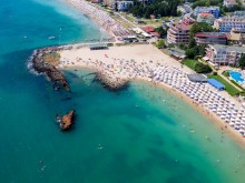 Прекратиха незабавно разкопаването на плаж Аурелия край Равда