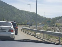 Кошмарен трафик по пътя София - Кулата