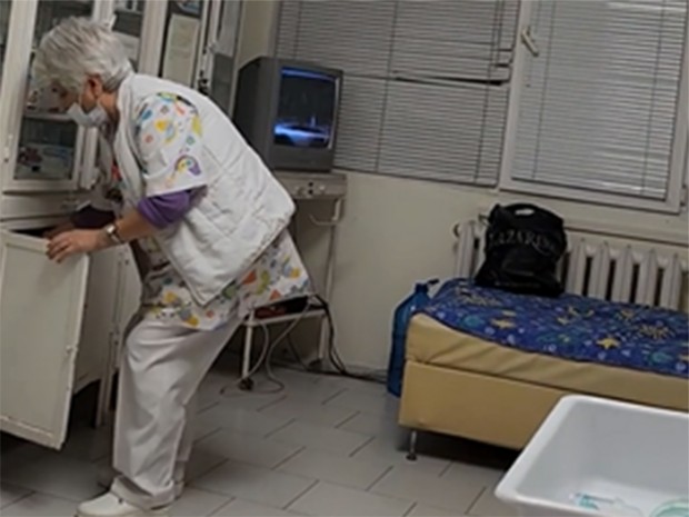 </TD
>Майка на новородено, настанено за лечение в УМБАЛ Бургас, разказа,