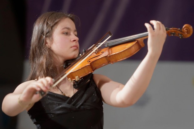 Млади музикални таланти – в сантиментално пътешествие от Бетовен до Панчо Владигеров