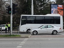 Задържан е водачът на автобуса, който блъсна жена в Пловдив