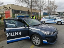 Шофьор с фалшива книжка и кола без регистрация откри полицията в Сливен
