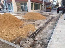 Община Добрич усилено ремонтира паркинги в междублокови пространства