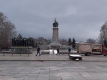 Направена е първата стъпка за премахването на Паметника на Съветската армия в София