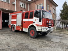 Бензиностанция едва не изгоря при пожар в Търновско