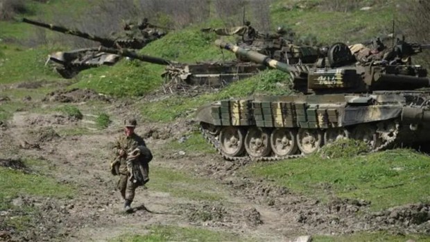 Баку декларира суверенното си право да спре доставките на военни товари за Карабах