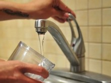 Няколко места в Бургас са без вода заради аварии