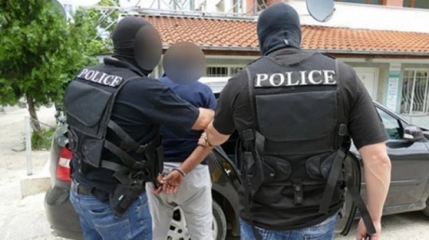 Полицията в Пловдивско на крак, спецакция дири престъпници