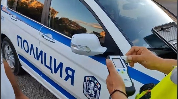 Шофьор с 2,90 промила алкохол се опита да избяга от полицията в Шуменско