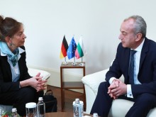 Гълъб Донев се срещна с германския посланик в България 
