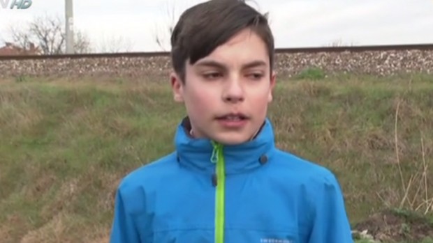 TD 12 годишно момче от Бургас загаси разразил се пожар край езерото