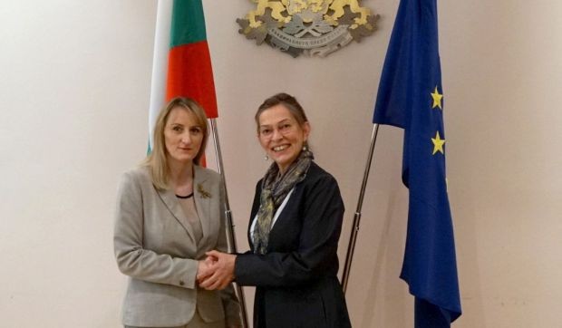 Министър Карамфилова и посланикът на Германия обсъдиха проекти за двустранно сътрудничество