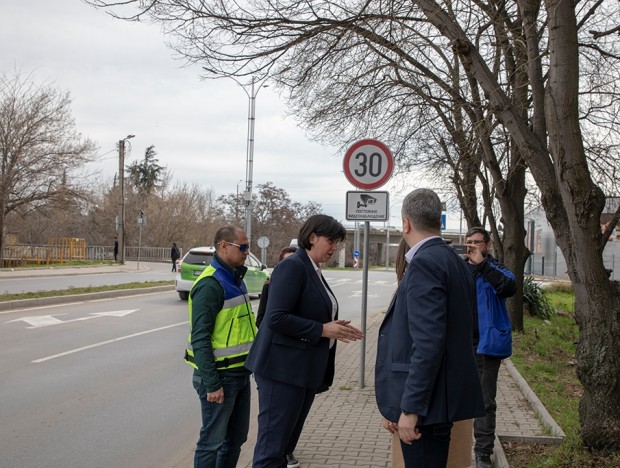 В Стара Загора ще изследват ползите от "мигащо зелено" на светлинно регулираните кръстовища