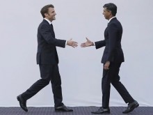 Лидерите на Франция и Великобритания провеждат първа за последните пет години среща на върха