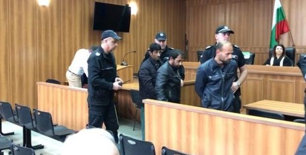 Пловдивският съд взе най-тежката мярка "задържане под стража" спрямо тримата, пребили 74-годишен дядо