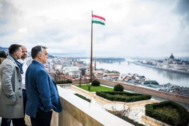 Виктор Орбан: От целия Запад, само Унгария и папата "наистина" искат мир в Украйна