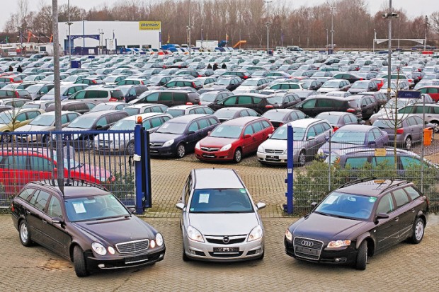 Цените на автомобилите втора употреба достигат нови рекорди. Това сочи