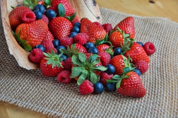 Български производители на малини и ягоди са заплашени от фалити