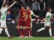 Сасуоло не прости на десетима от Рома в мач със 7 гола