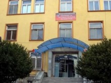 Отстраненият управител на МБАЛ "Велинград" с къща за половин милион лева