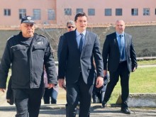 Зарков: Трябват да се подобрят условията на надзорния състав и лишените от свобода
