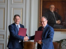 Пловдивският университет подписа споразумение за сътрудничество с БАН