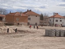 Възстановиха уличното осветление в наводнените карловски села