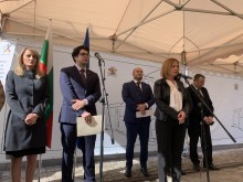 �������������: ����� 100 ���. ���� ������ �� ��-����� ������
